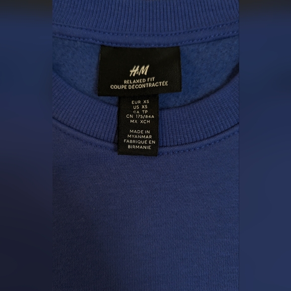 H&M Relaxed Fit Sweatshirt - Picture 3 of 3